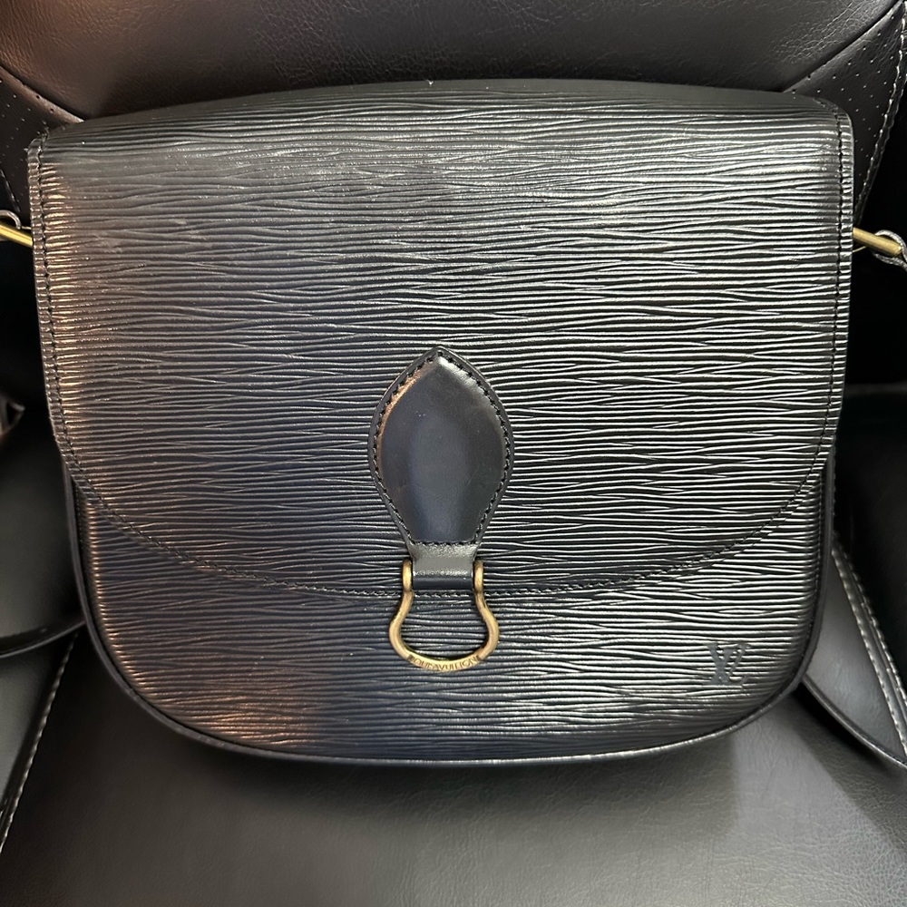 Louis Vuitton black Epi Saint Cloud MM